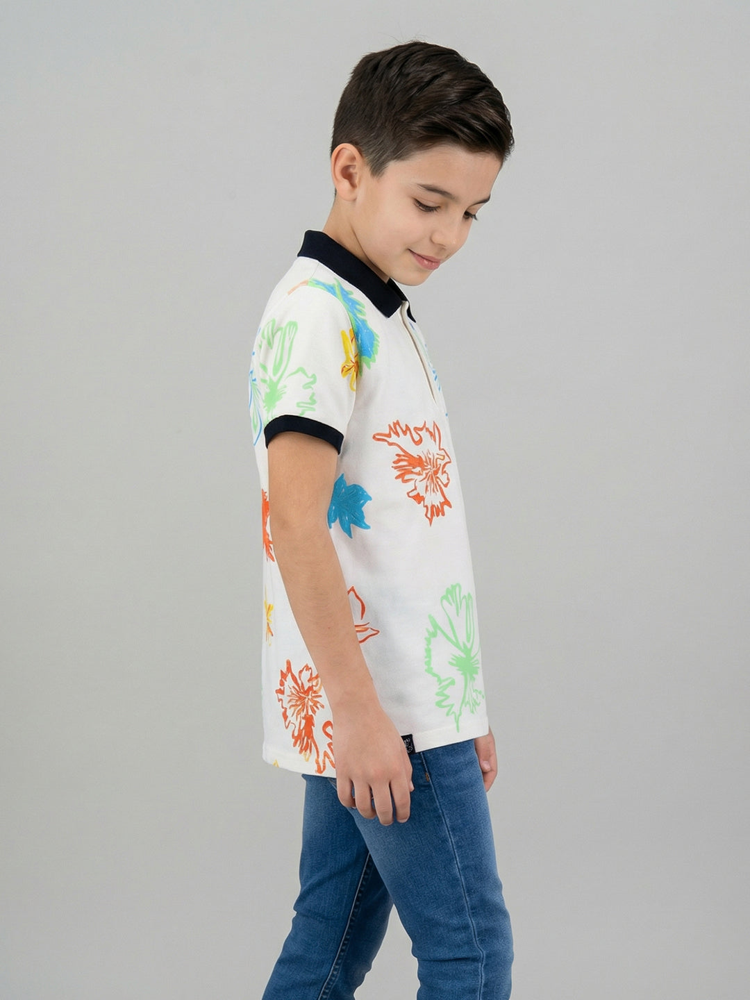 Boys White Printed Collar Half Sleeve T-Shirt