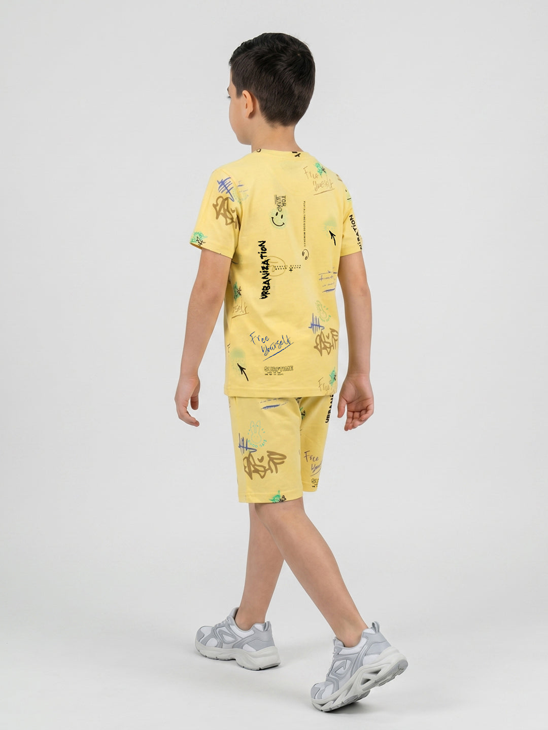 Boys Yellow Printed Round Neck Half Sleeve Cords Set