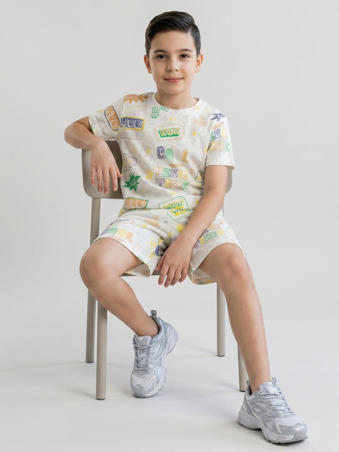 Boys Off White Printed Round Neck Half Sleeve Cords Set