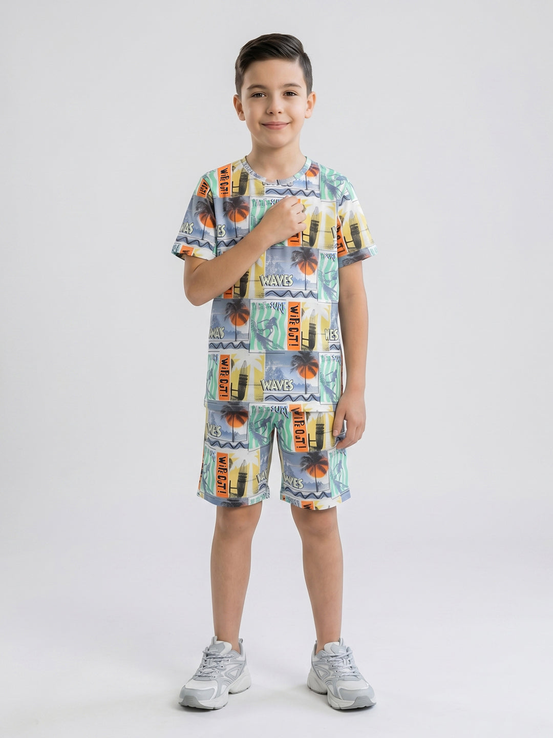 Boys Multicolor Printed Round Neck Half Sleeve Cords Set
