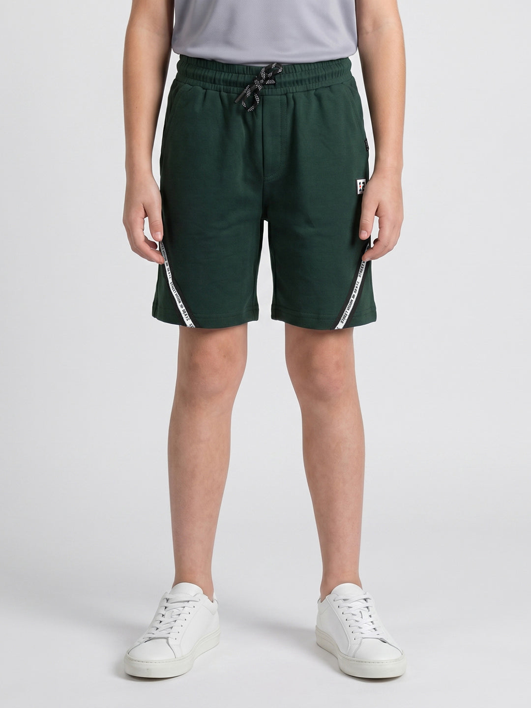 Boys Green Solid Regular Fit Shorts
