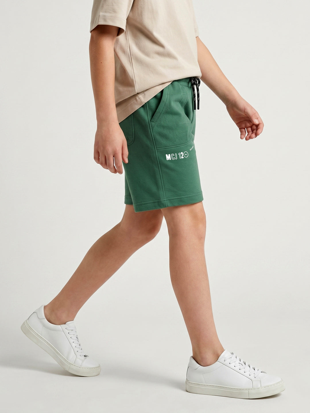 Boys Dark Green Solid Regular Fit Shorts