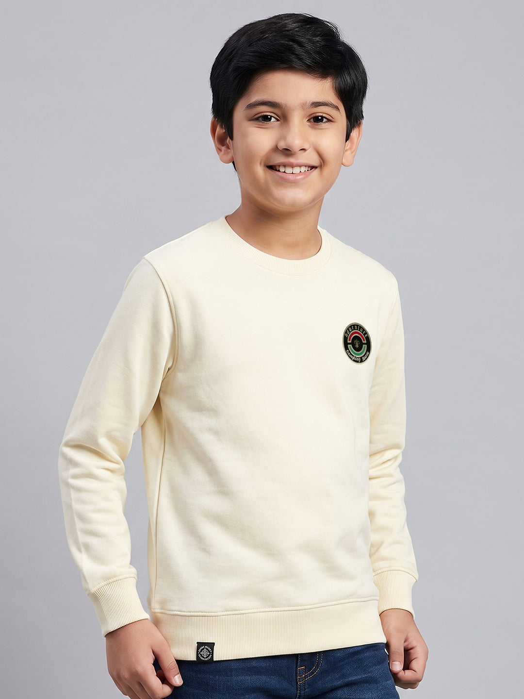 Boys Cream Solid Round Neck Full Sleeve Sweatshirt
