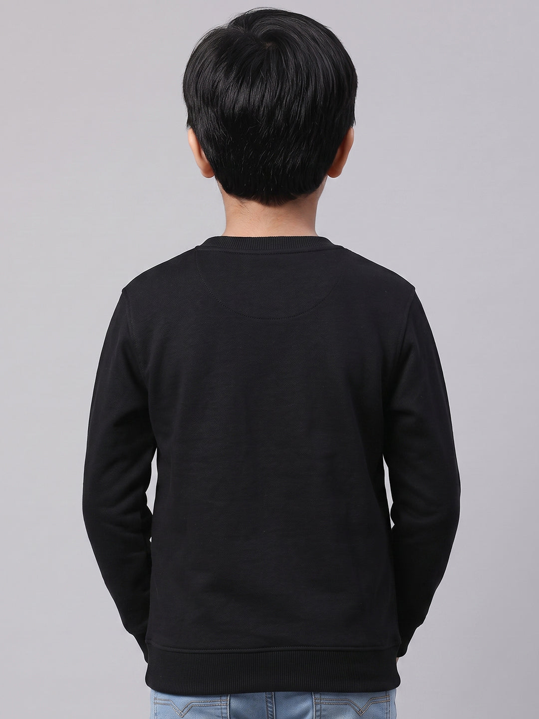 Boys Black Solid Round Neck Full Sleeve Sweatshirt