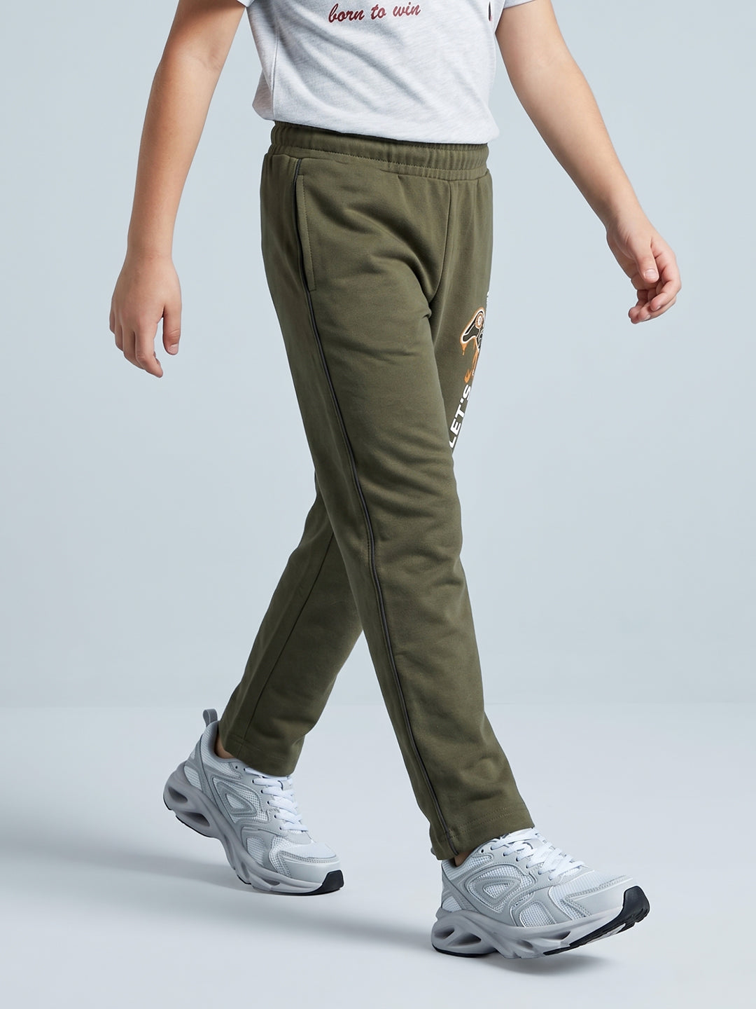 Boys Olive Printed Regular Fit Lower