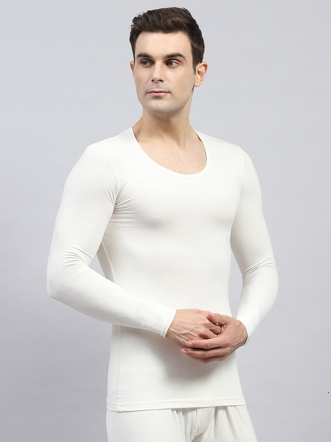 Men White Solid Round Neck Full Sleeve Thermal Vest