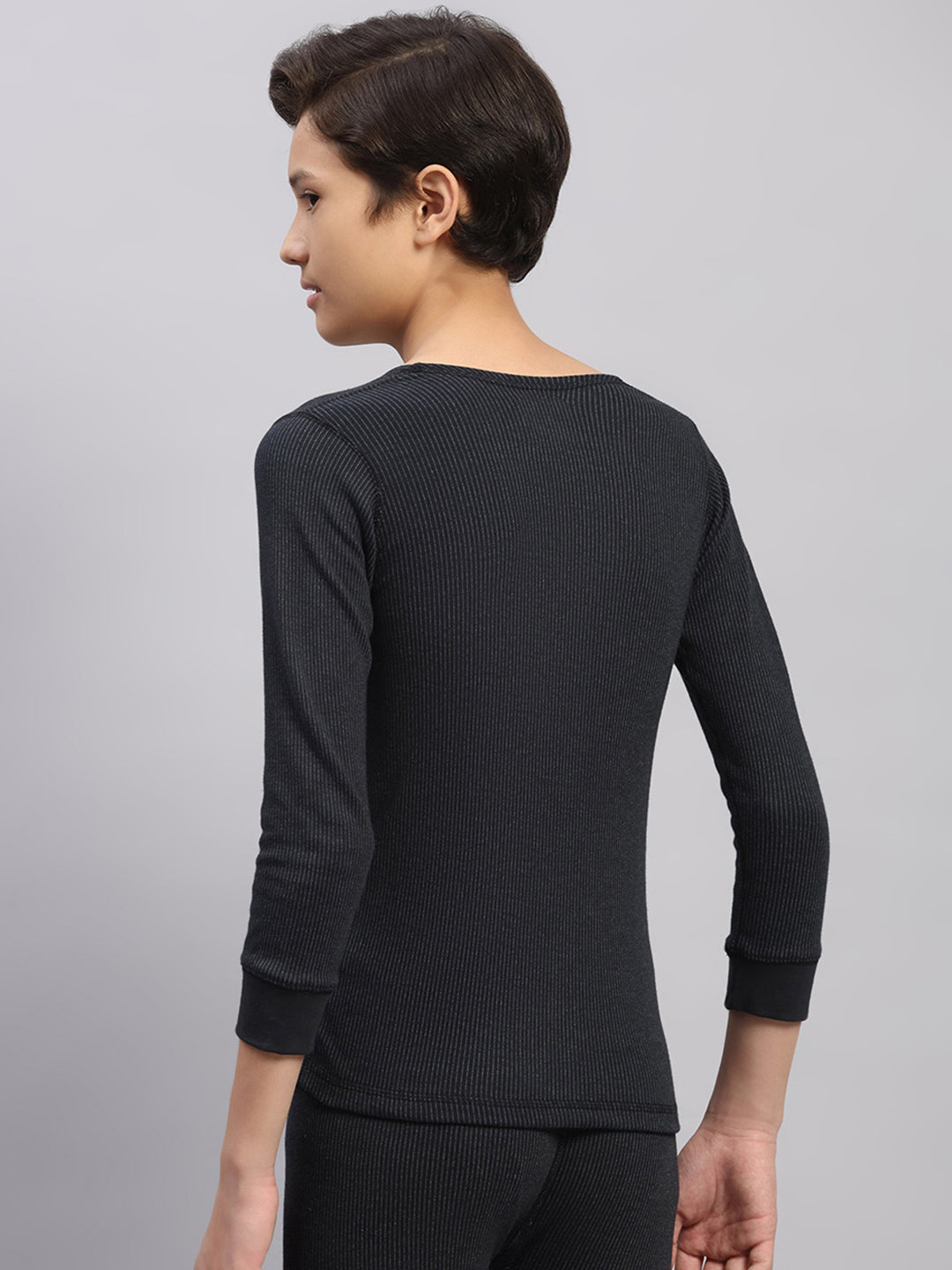 Kids Black Solid Round Neck Full Sleeve Thermal Vest