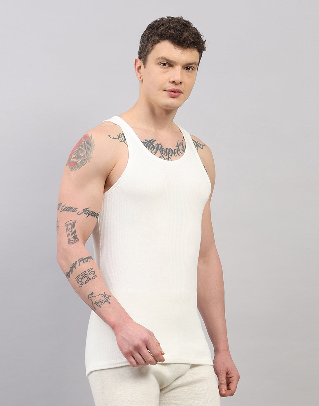 Men White Solid Round Neck Sleeveless Thermal Vest