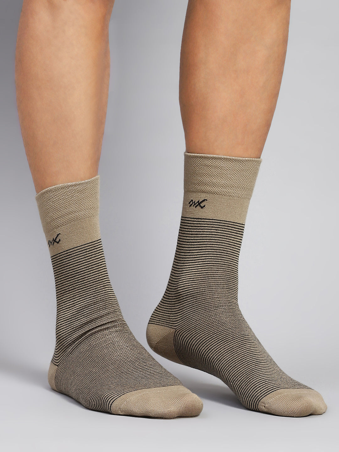 Men Cotton Blend Solid Calf Length Socks (1 Pair)