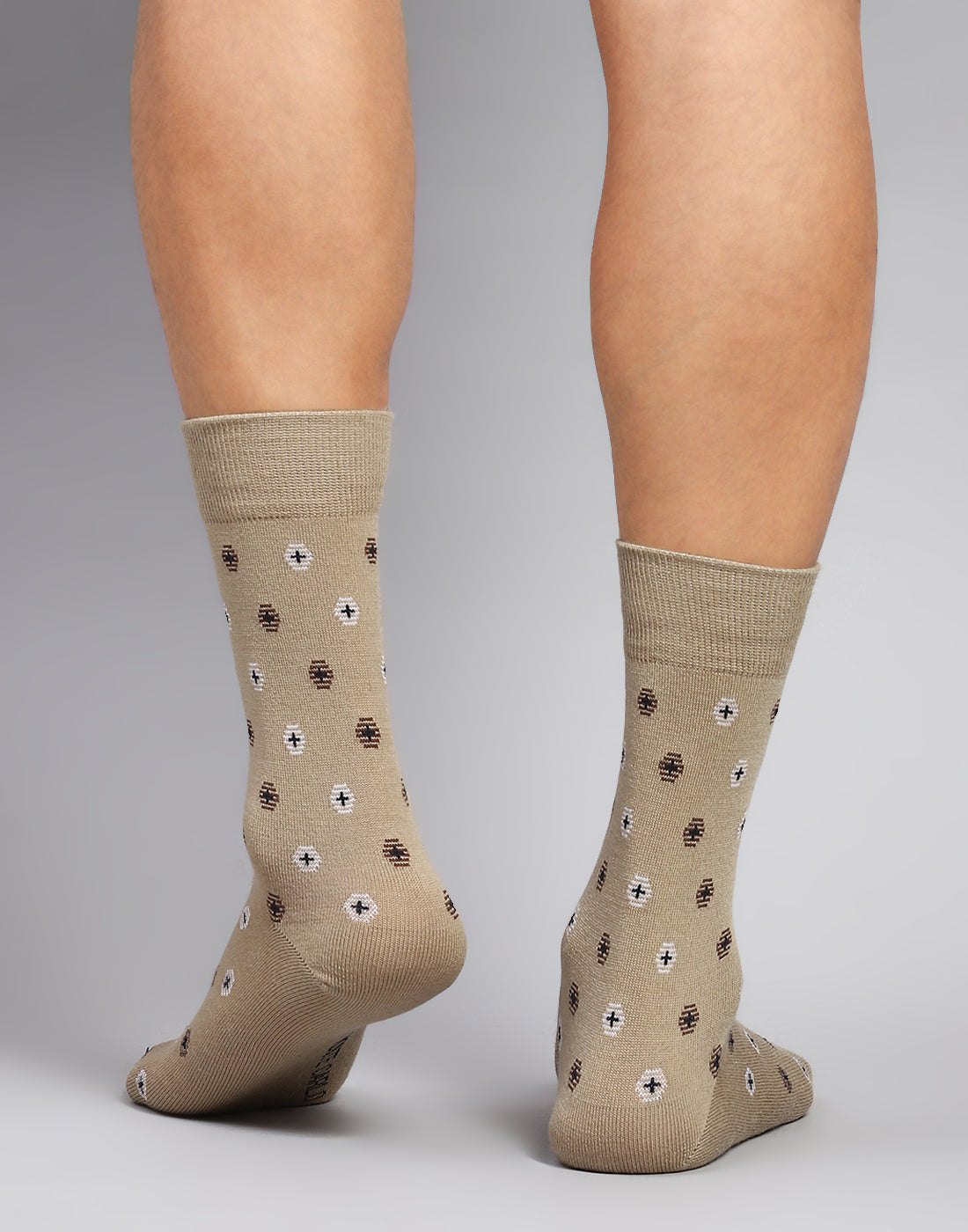 Men Cotton Blend Solid Calf Length Socks (1 Pair)