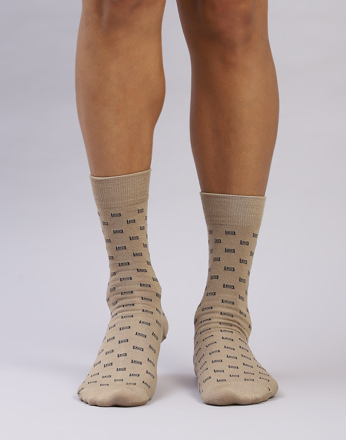 Men Cotton Blend Solid Calf Length Socks (1 Pair)