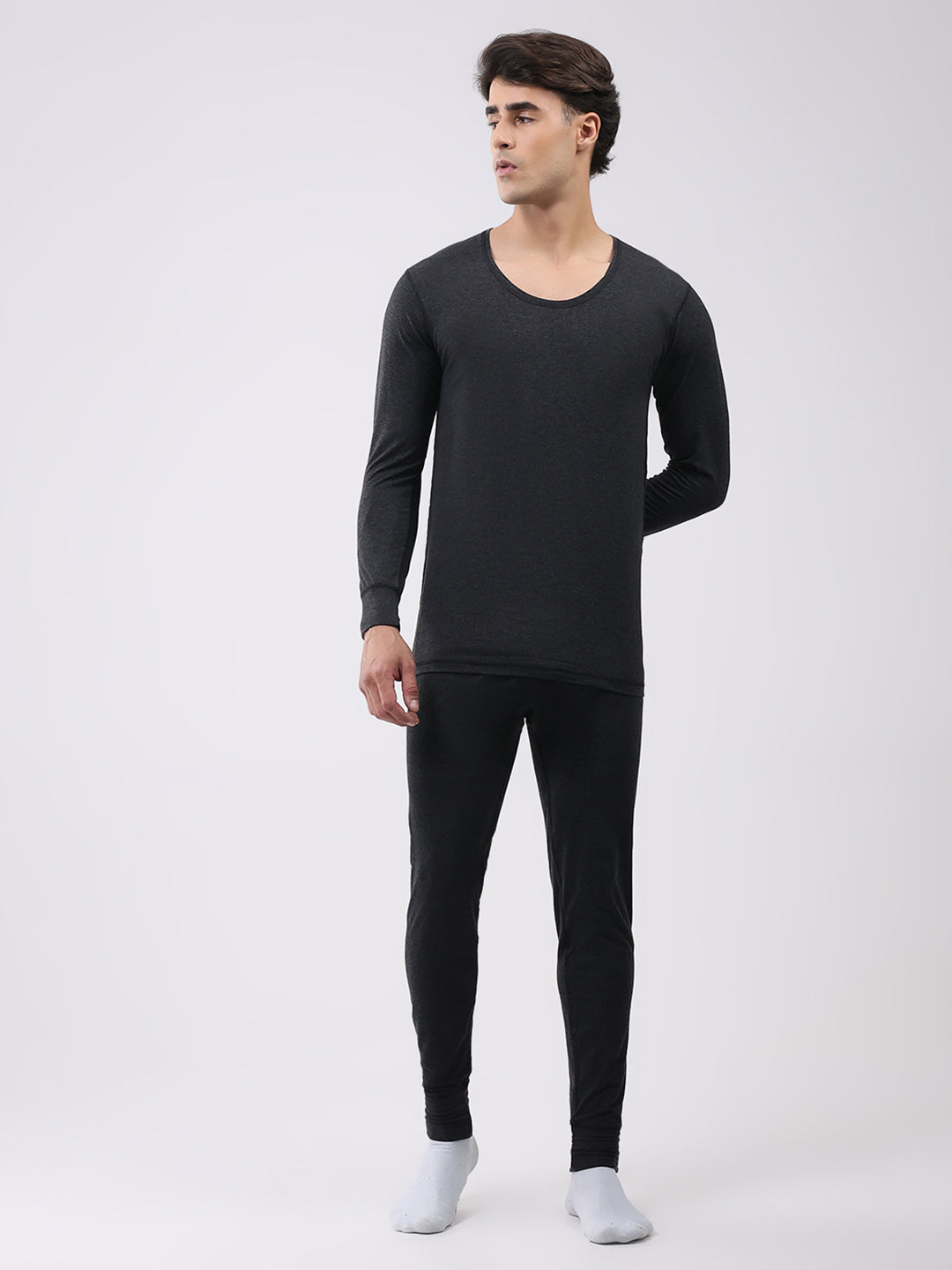 Men Charcoal Solid Round Neck Full Sleeve Thermal Vest