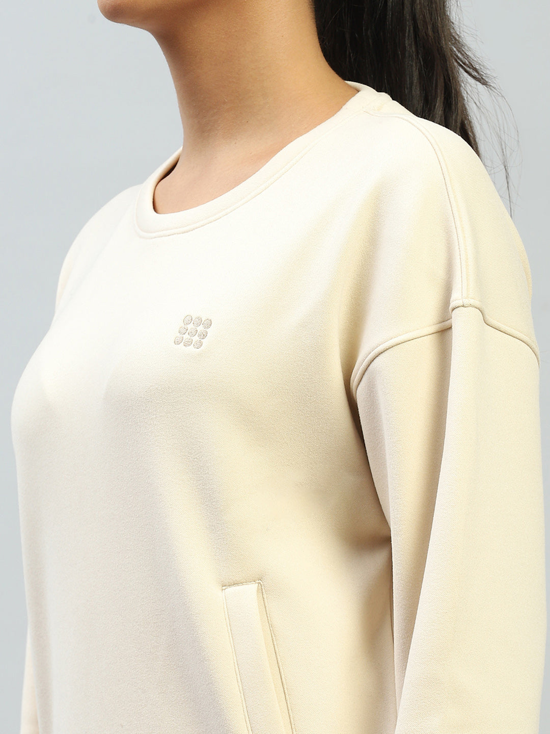 Rock.it Women Cream Solid Round Neck Full Sleeve Sweatshirt