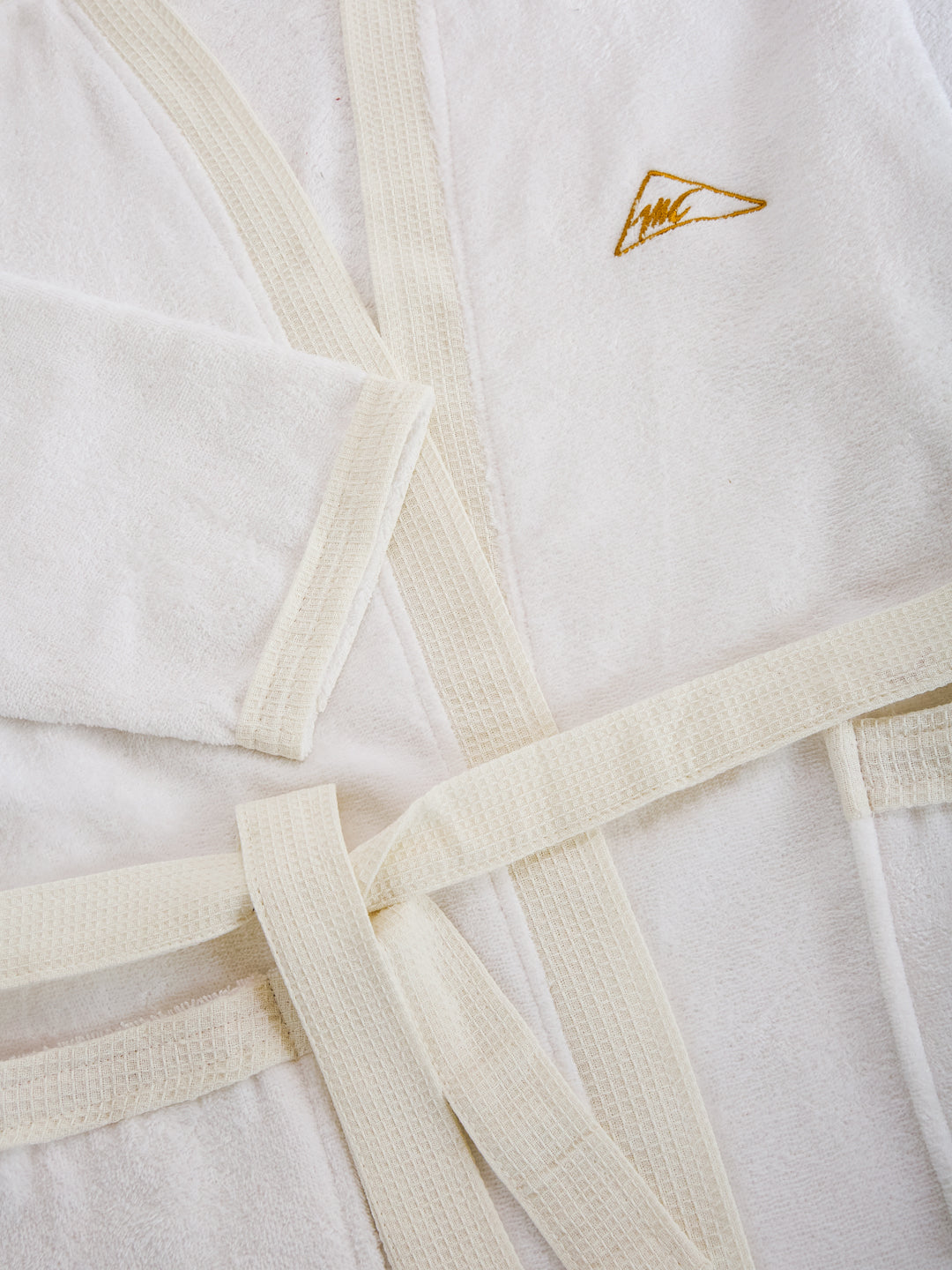 Monte Carlo Unisex Knee Length Solid Cotton Bath Robe 380 GSM with Belt and Pockets