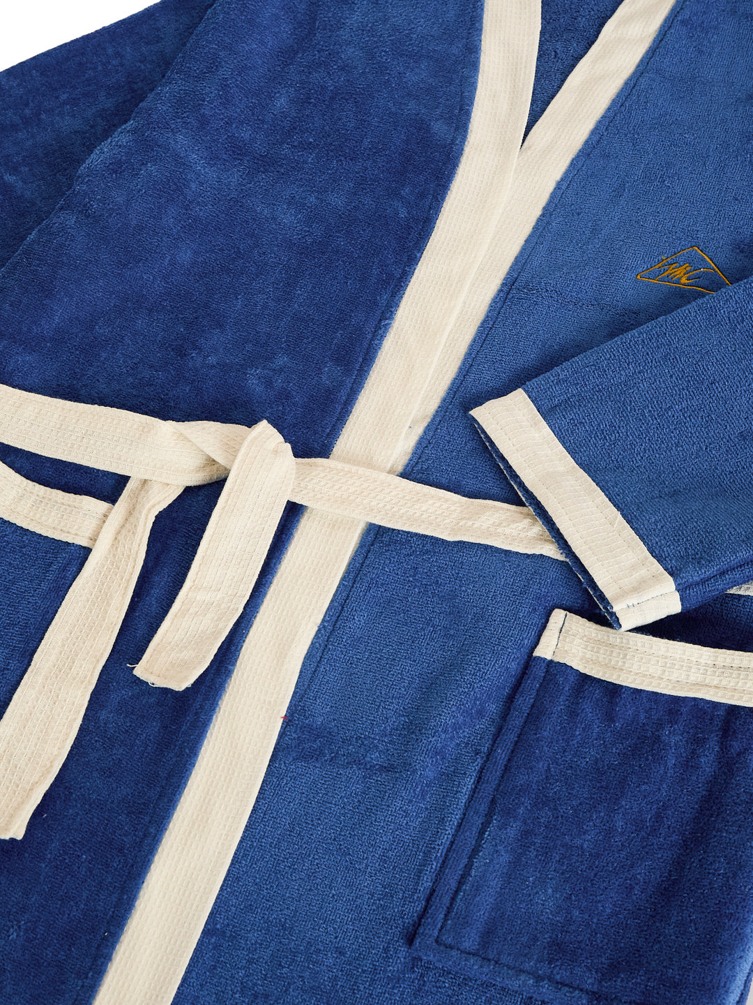 Monte Carlo Unisex Knee Length Solid Cotton Bath Robe 380 GSM with Belt and Pockets