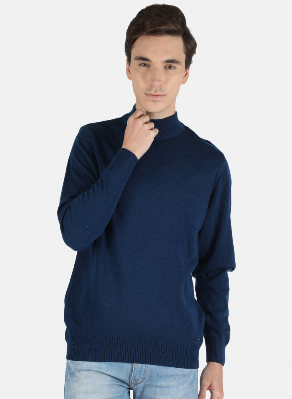 Men Blue Solid Pullover