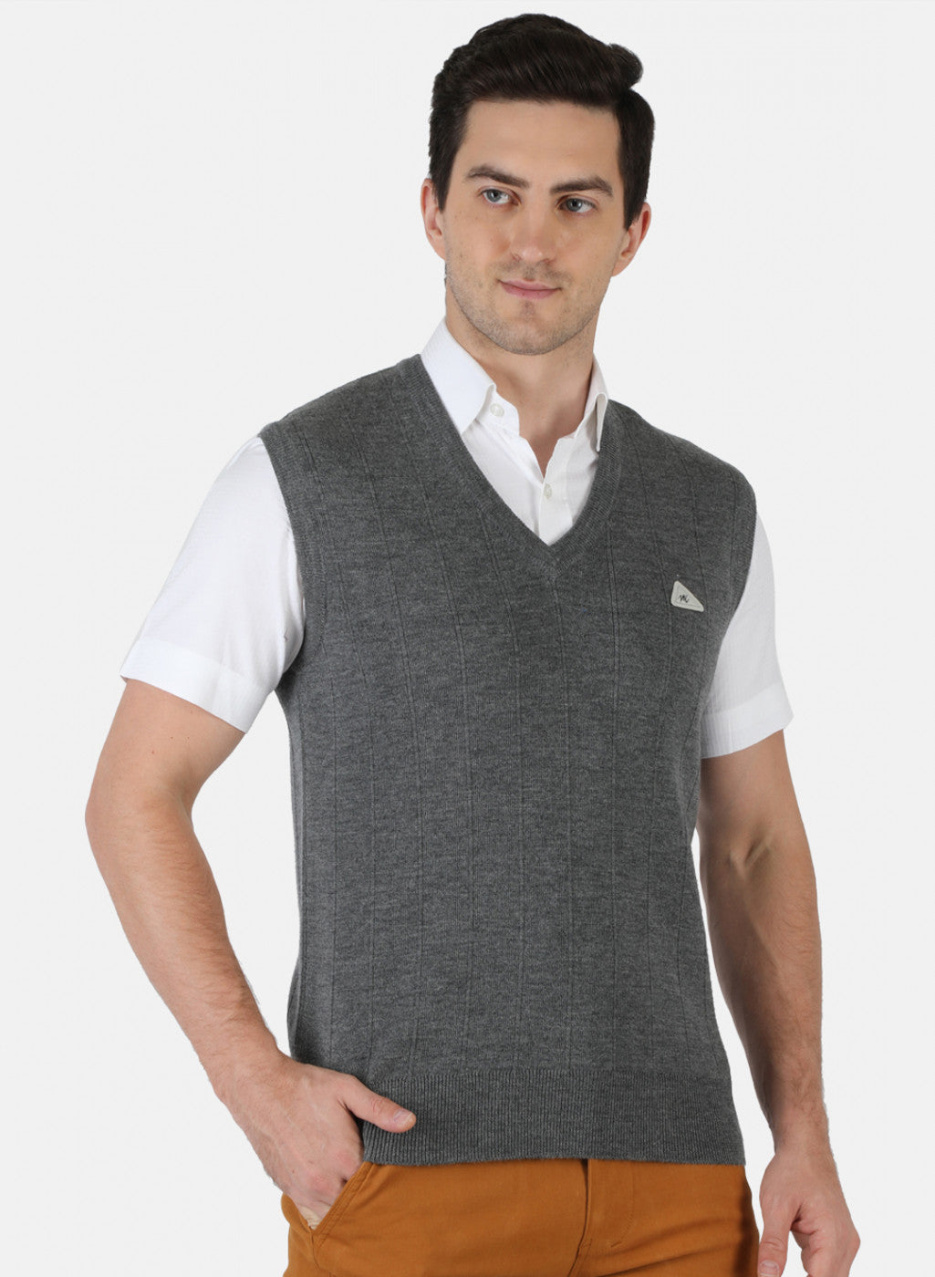 Men Grey Solid Sweater
