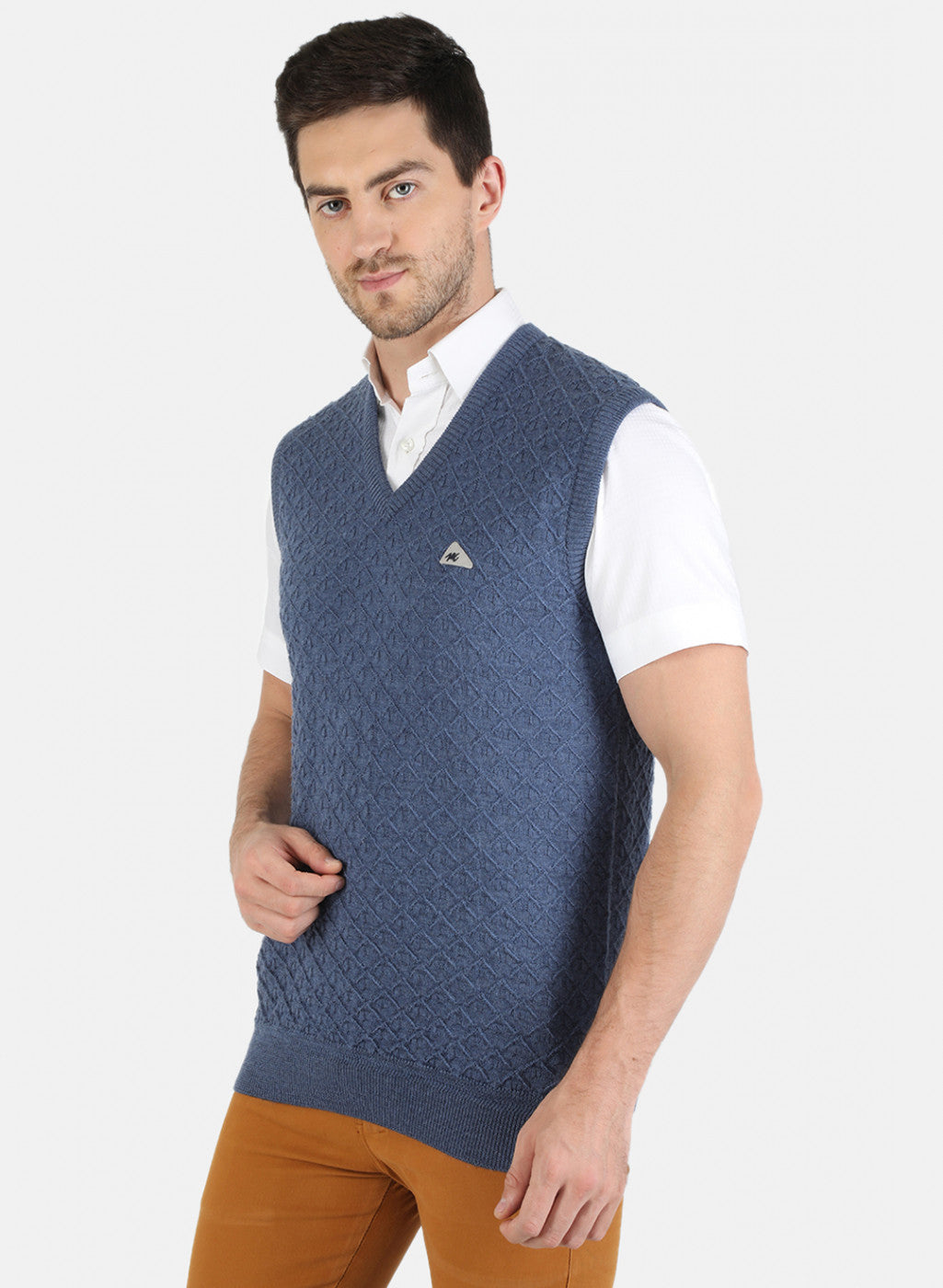 Men Blue Solid Sweater