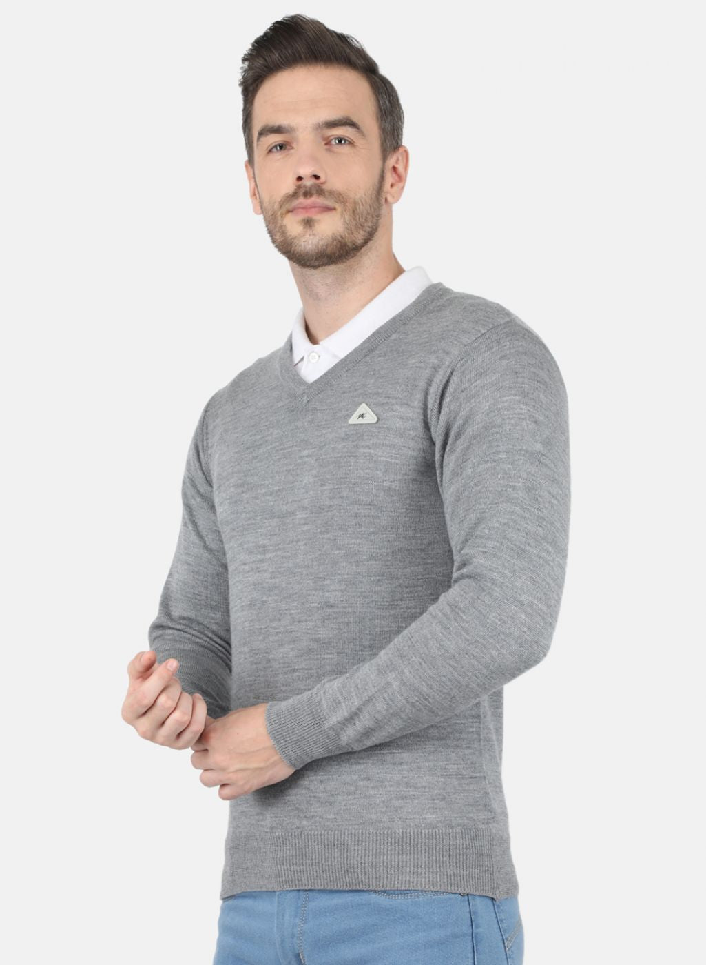 Men Grey Solid Pullover