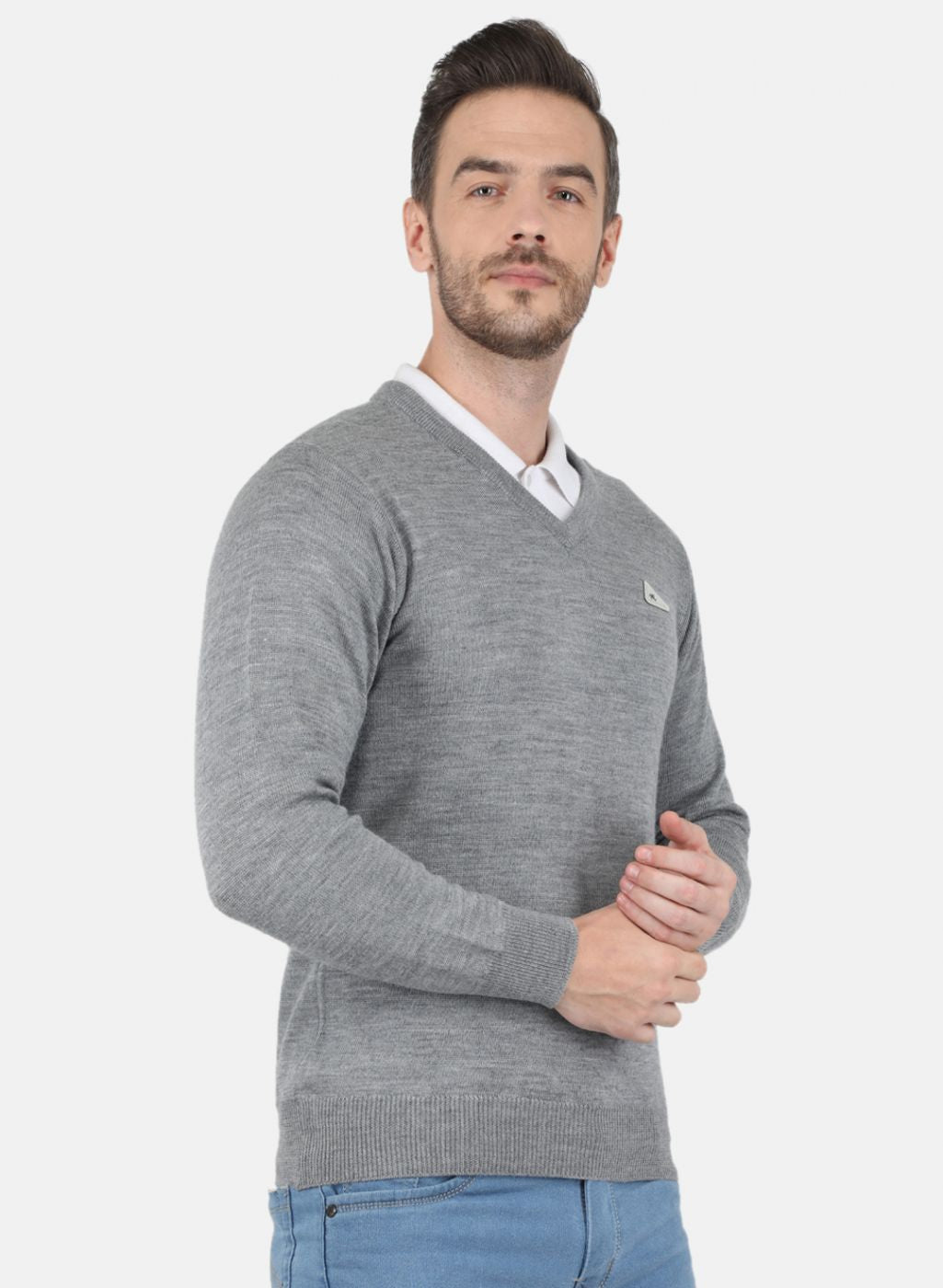 Men Grey Solid Pullover