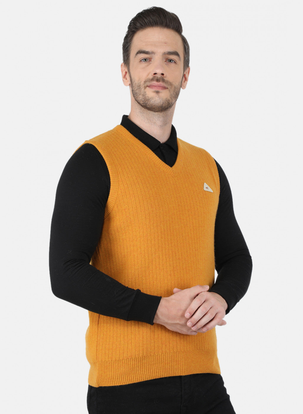 Men Yellow Solid Sweater