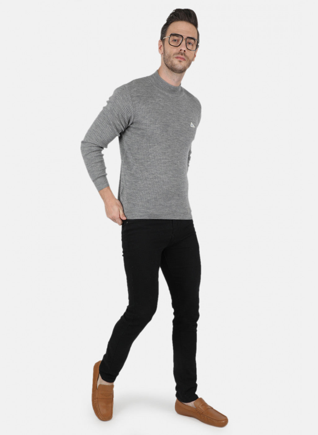 Men Grey Solid Pullover