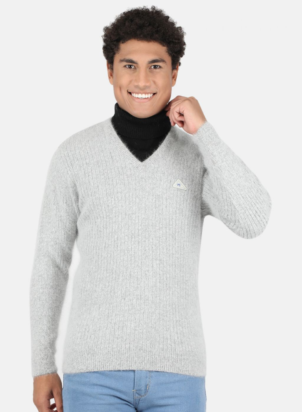 Men Grey Solid Pullover