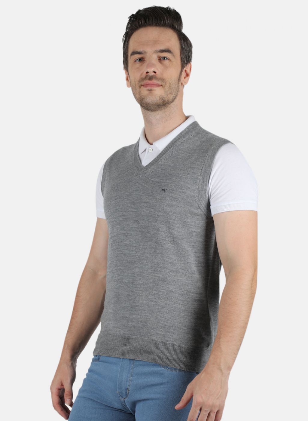 Men Grey Solid Sweater