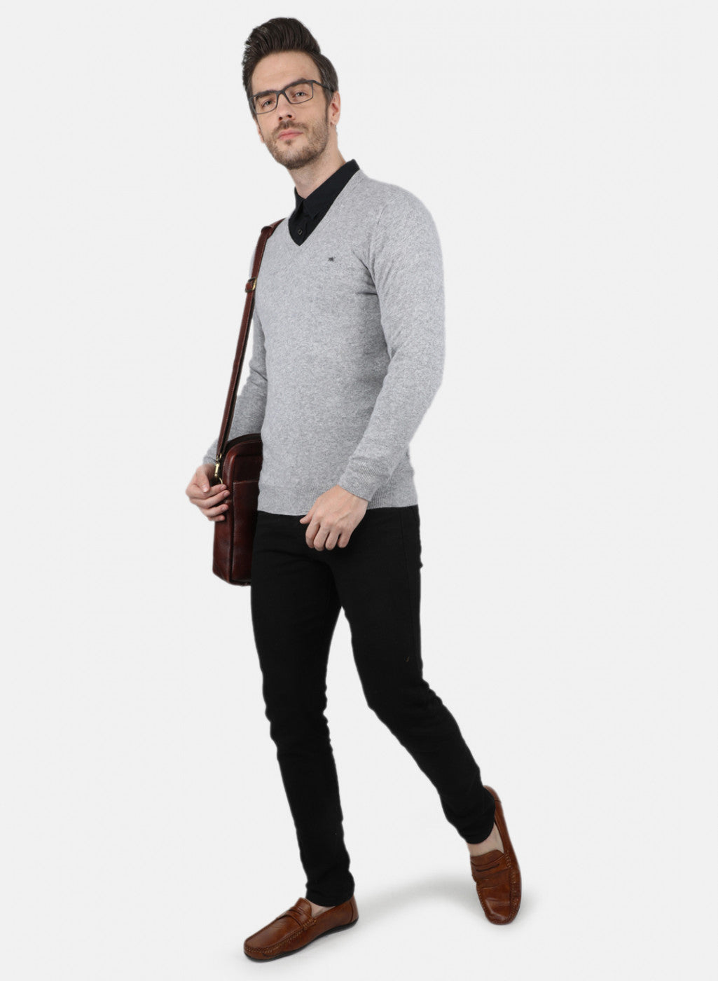 Men Grey Solid Pullover