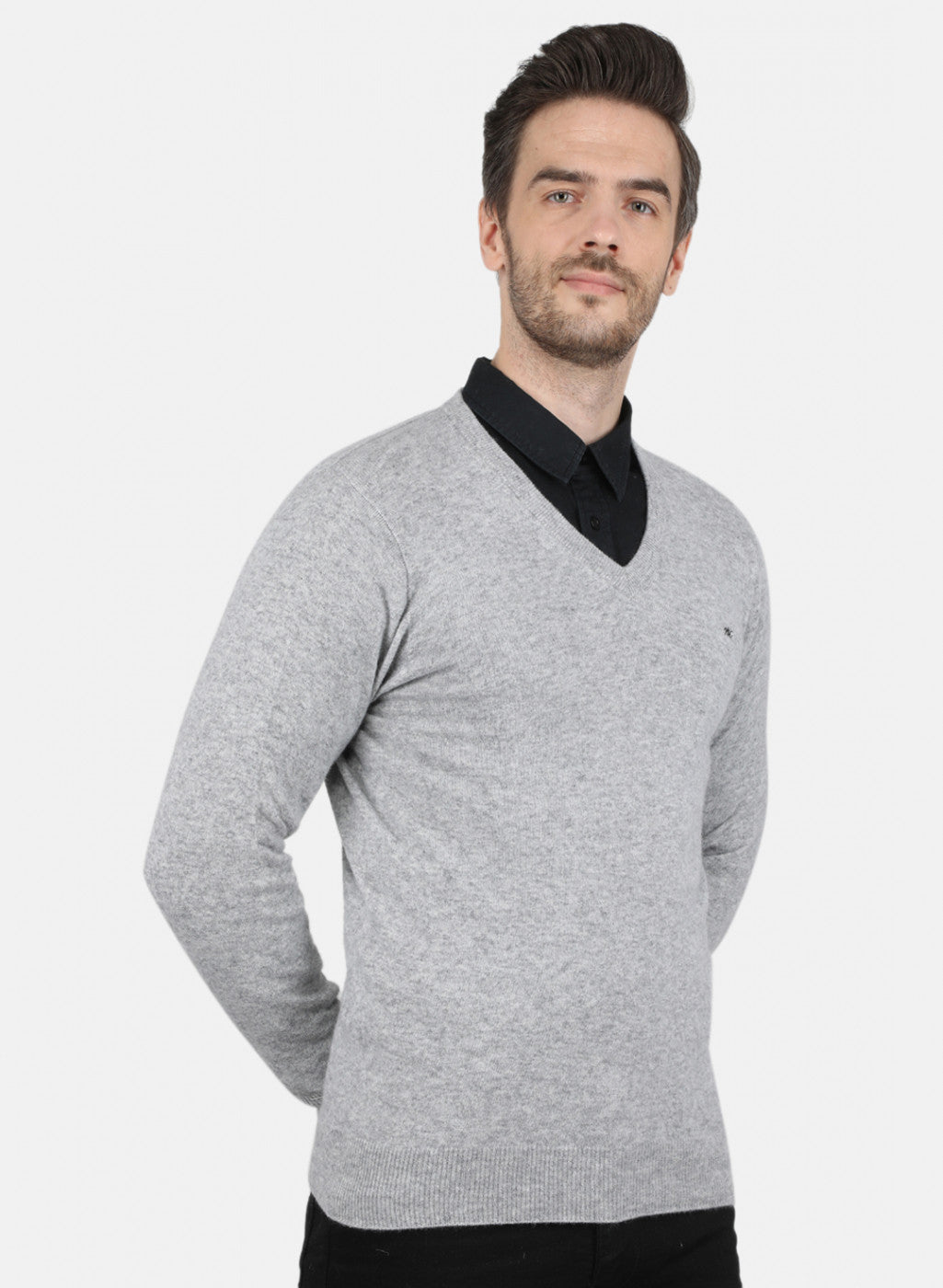 Men Grey Solid Pullover
