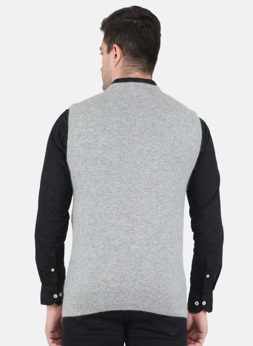 Men Grey Solid Sweater
