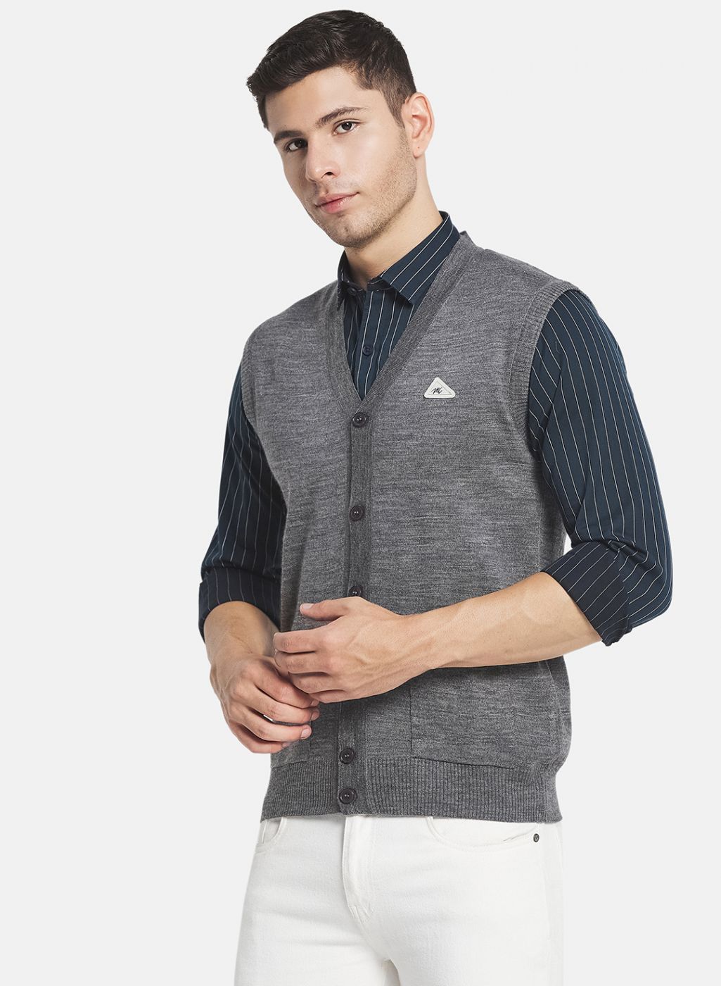 Men Grey Solid Cardigan