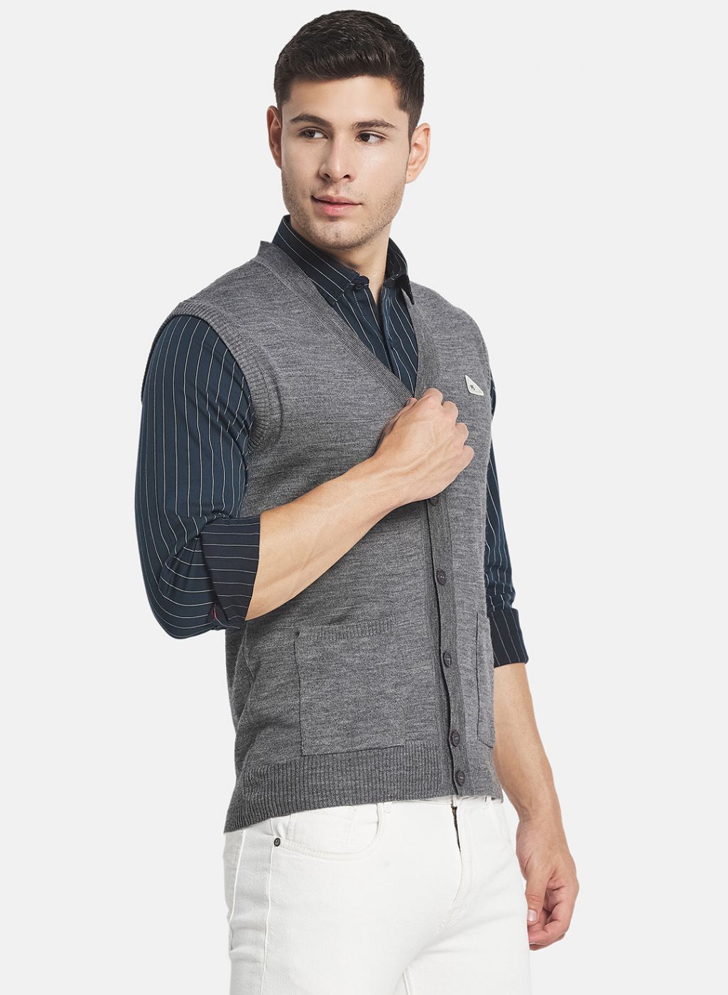 Men Grey Solid Cardigan