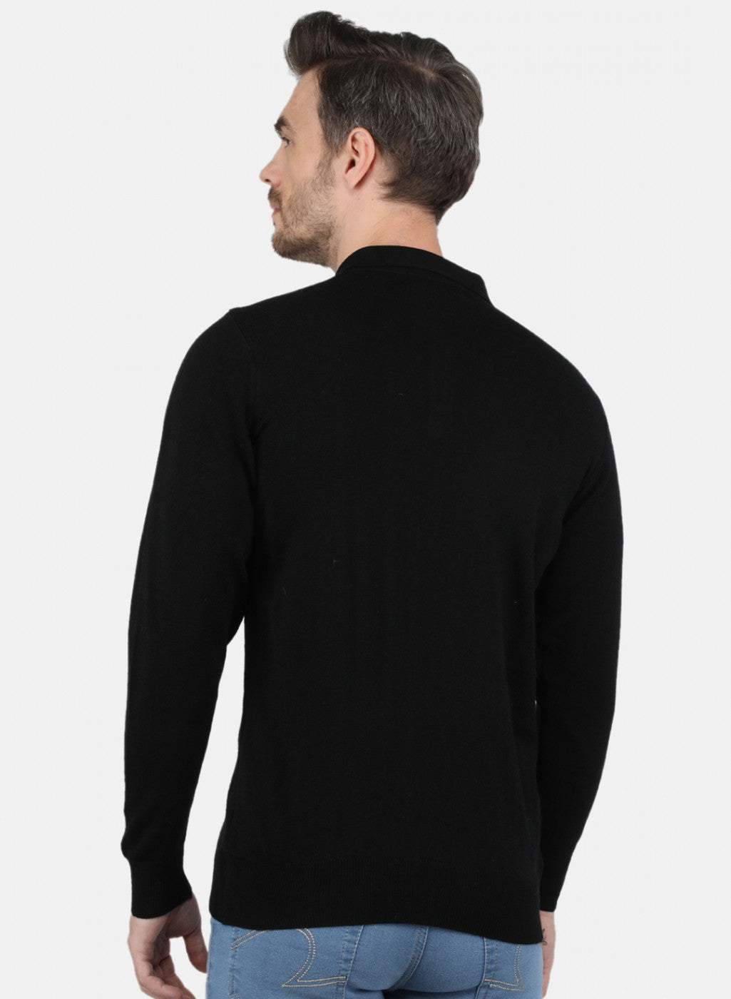 Men Black Solid T-Shirt