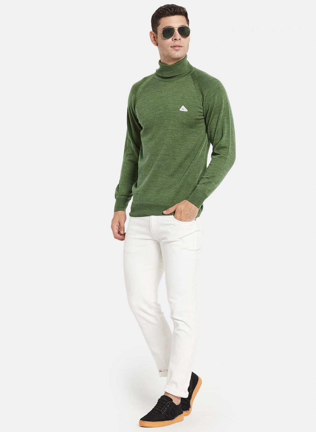 Men Olive Solid Pullover