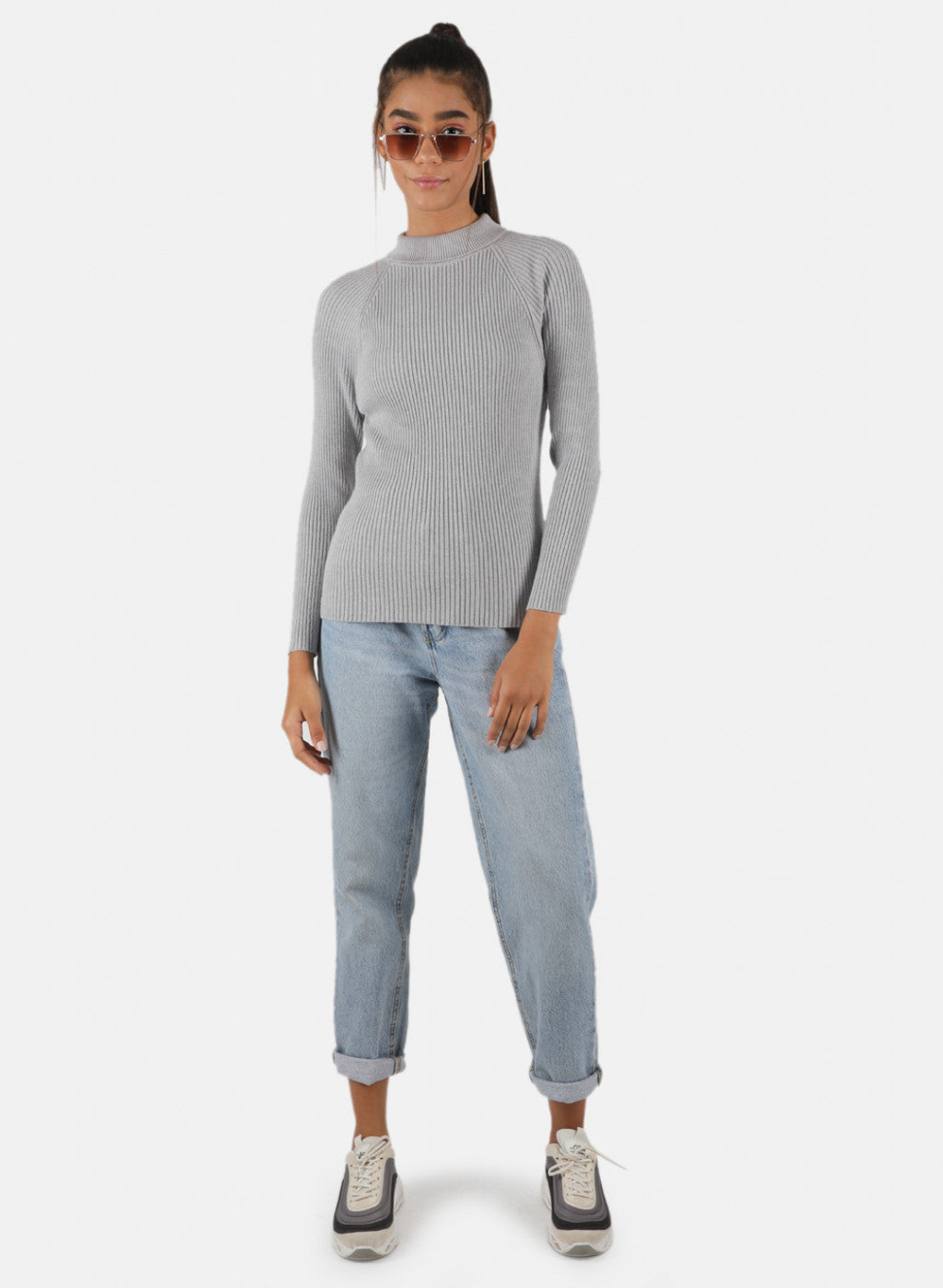 Women Grey Solid Sceavy Top