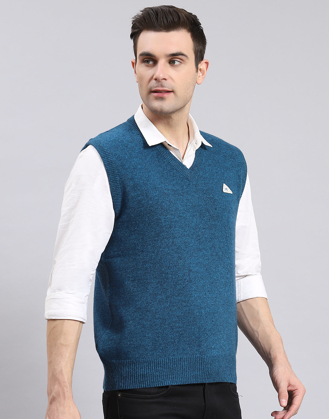 Men Turquoise Blue Solid V Neck Sleeveless Sweater