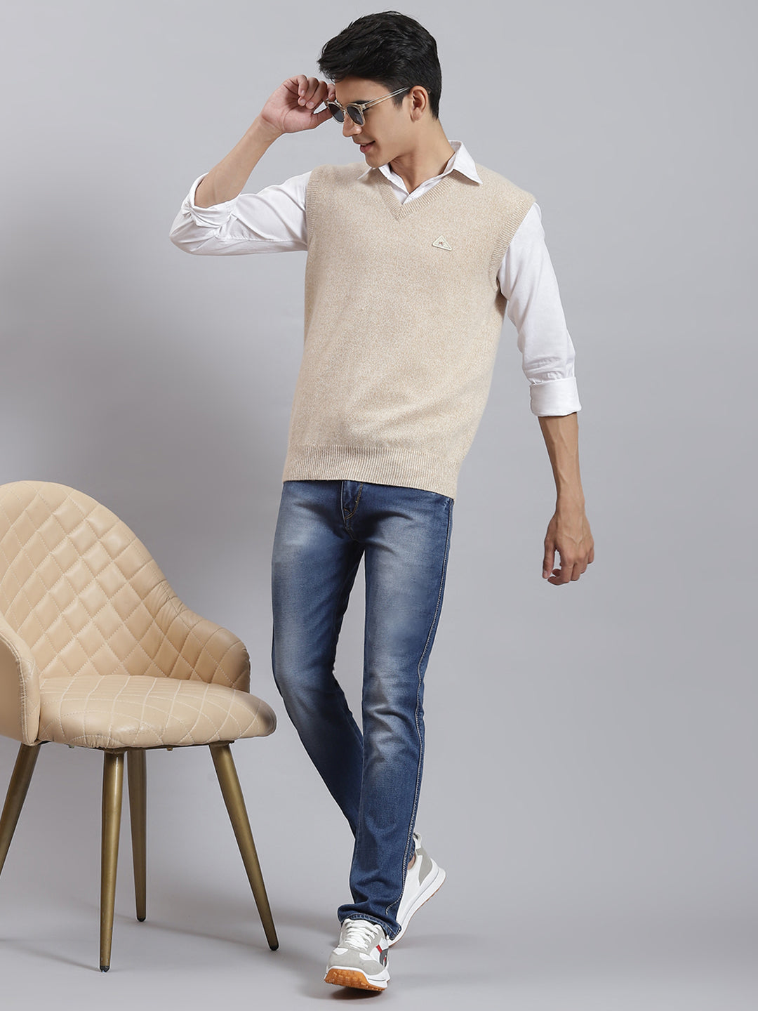 Men Beige Solid V Neck Sleeveless Sweaters/Pullovers