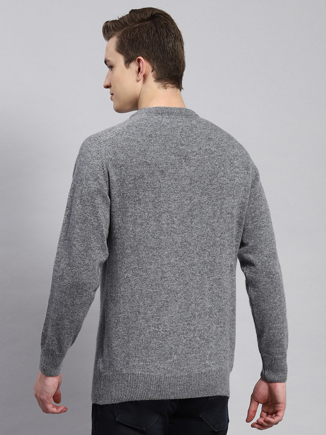 Men Grey Solid Pullover