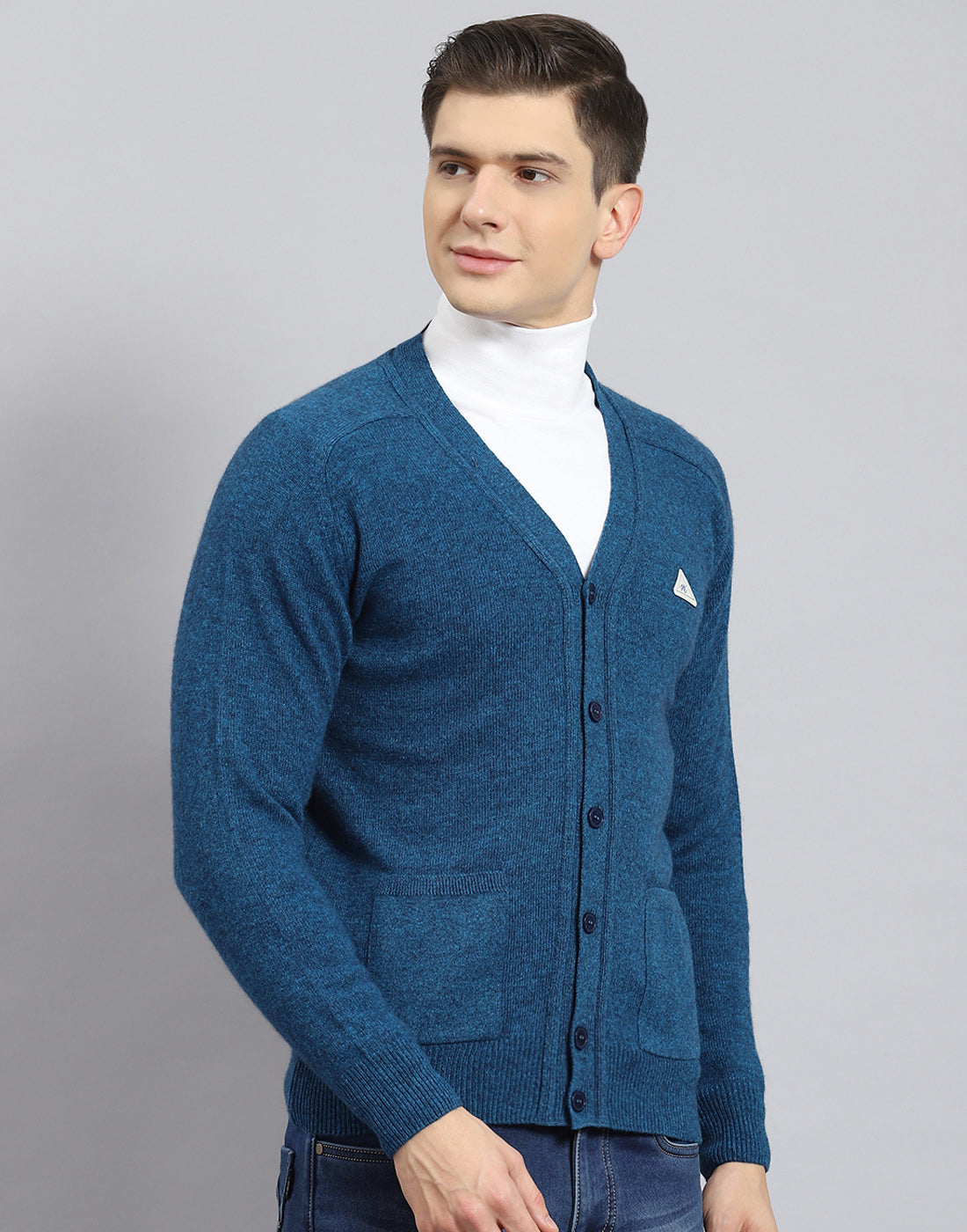 Men Turquoise Blue Solid V Neck Full Sleeve Sweater