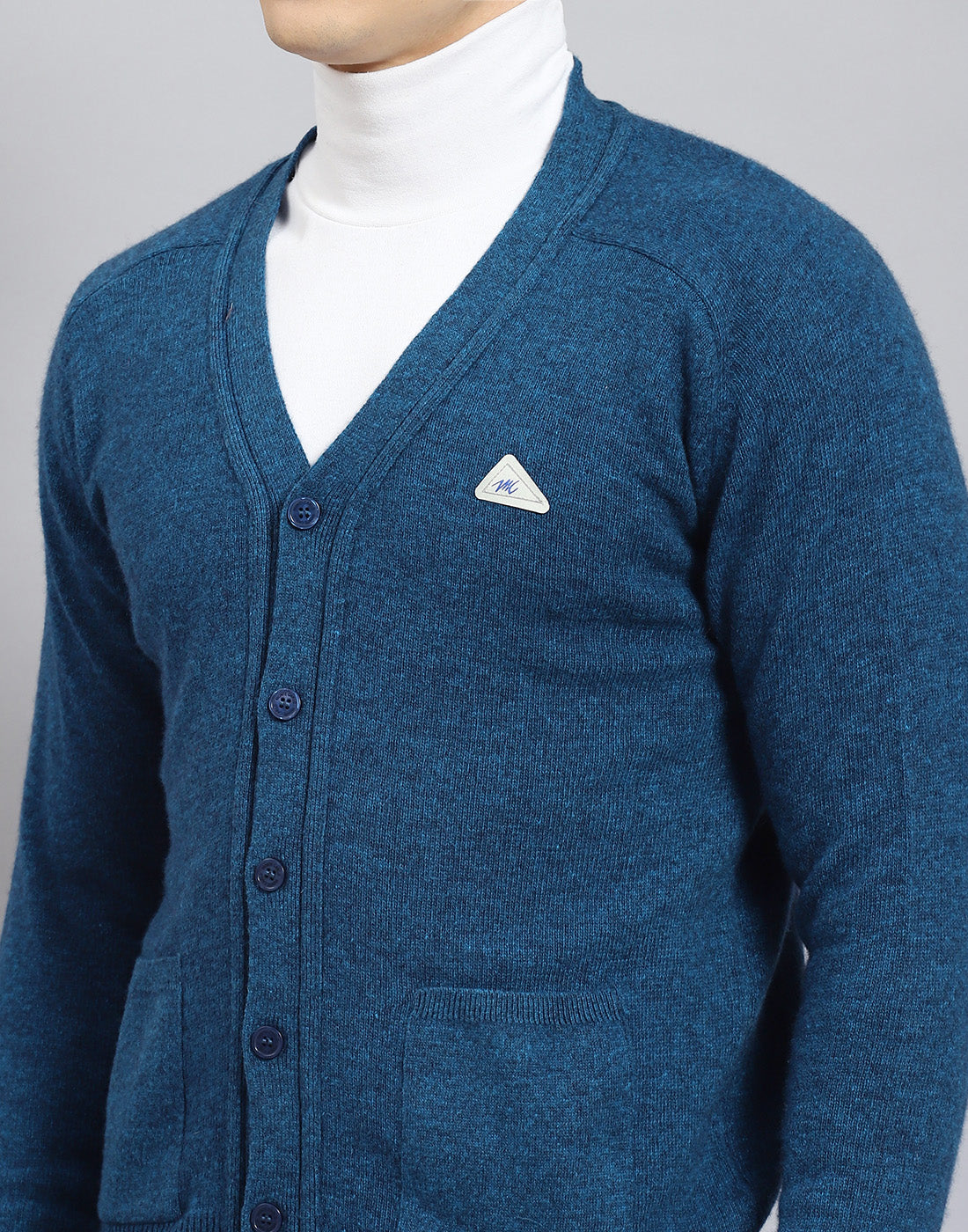 Men Turquoise Blue Solid V Neck Full Sleeve Sweater