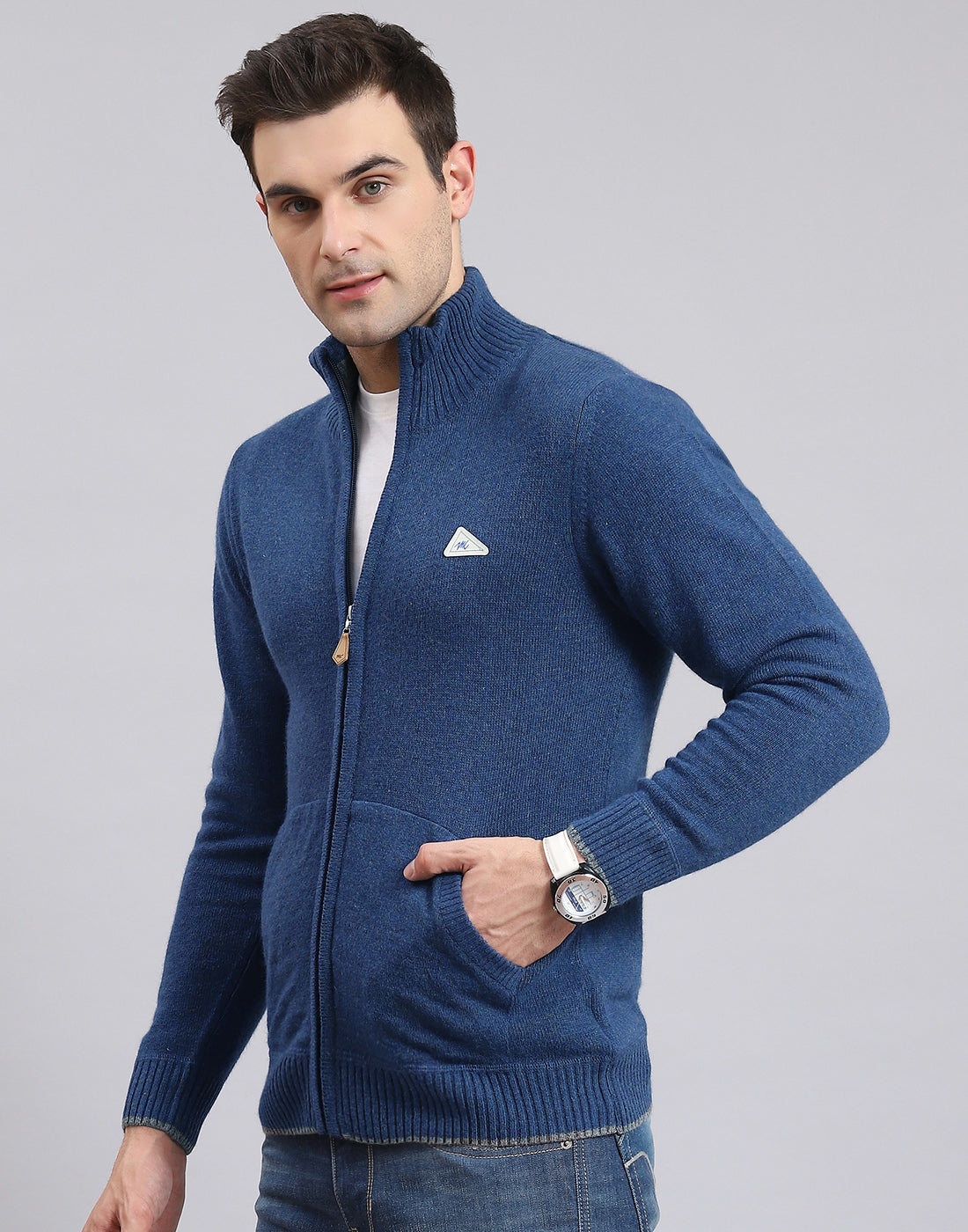 Men Blue Solid Stand Collar Full Sleeve Sweater