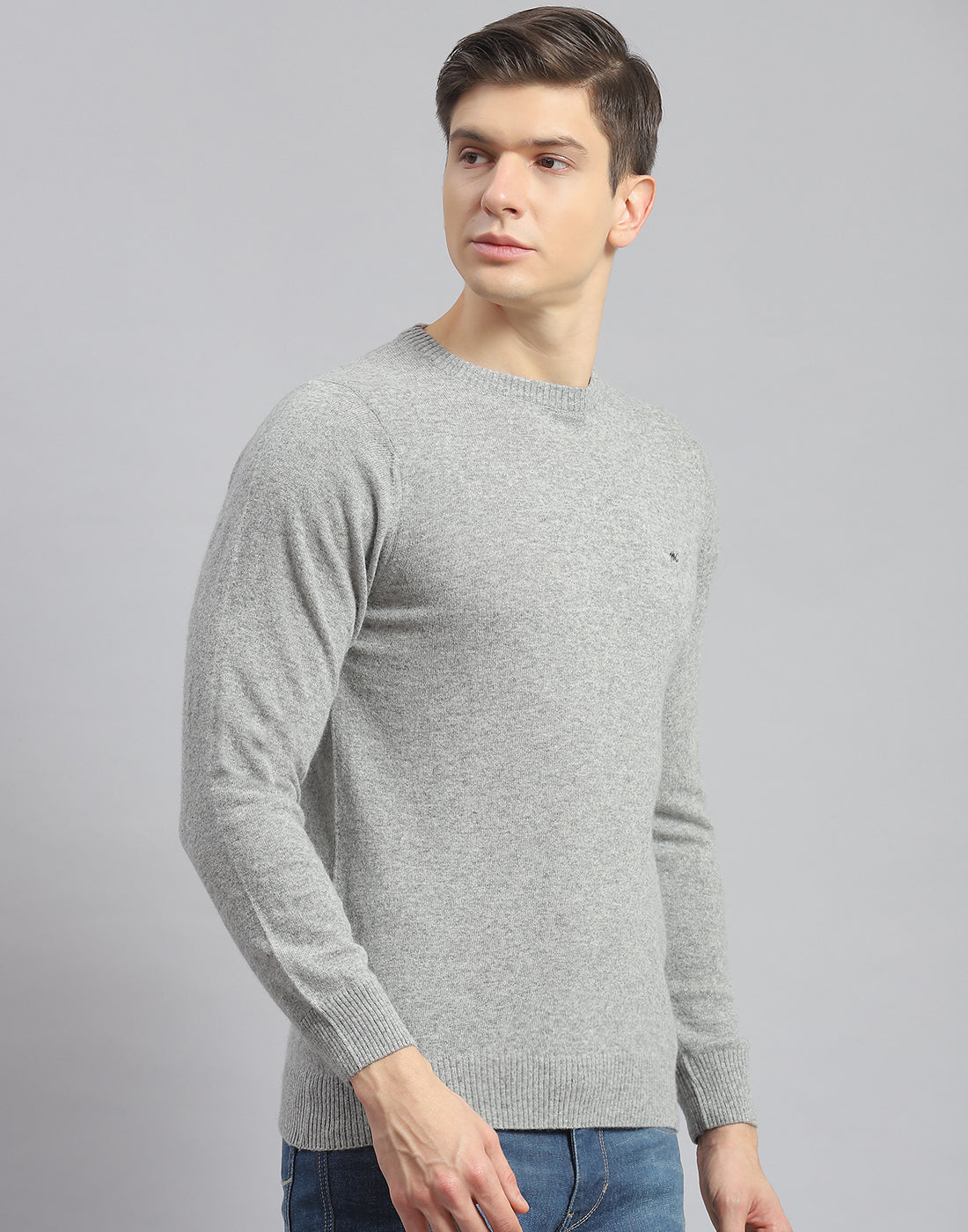 Men Grey Solid Round Neck Full Sleeve Pullover