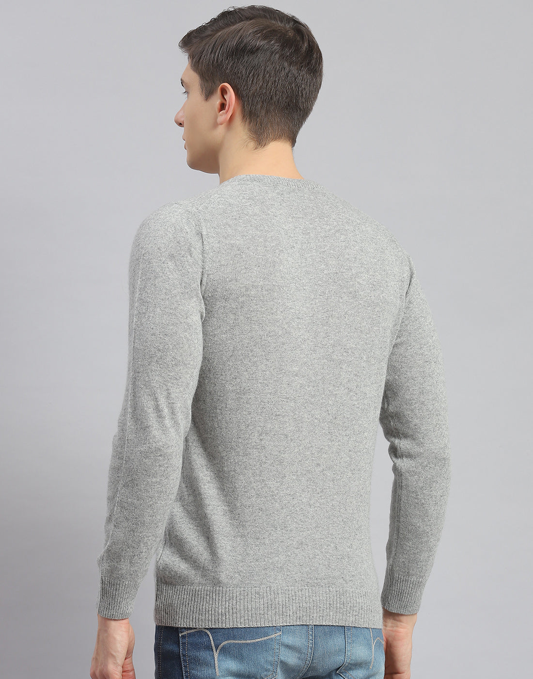 Men Grey Solid Round Neck Full Sleeve Pullover
