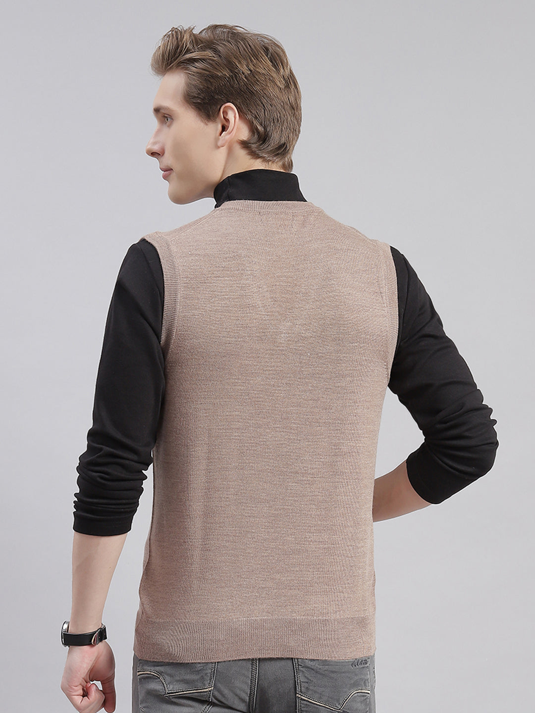 Men Brown Solid V Neck Sleeveless Sweaters/Pullovers