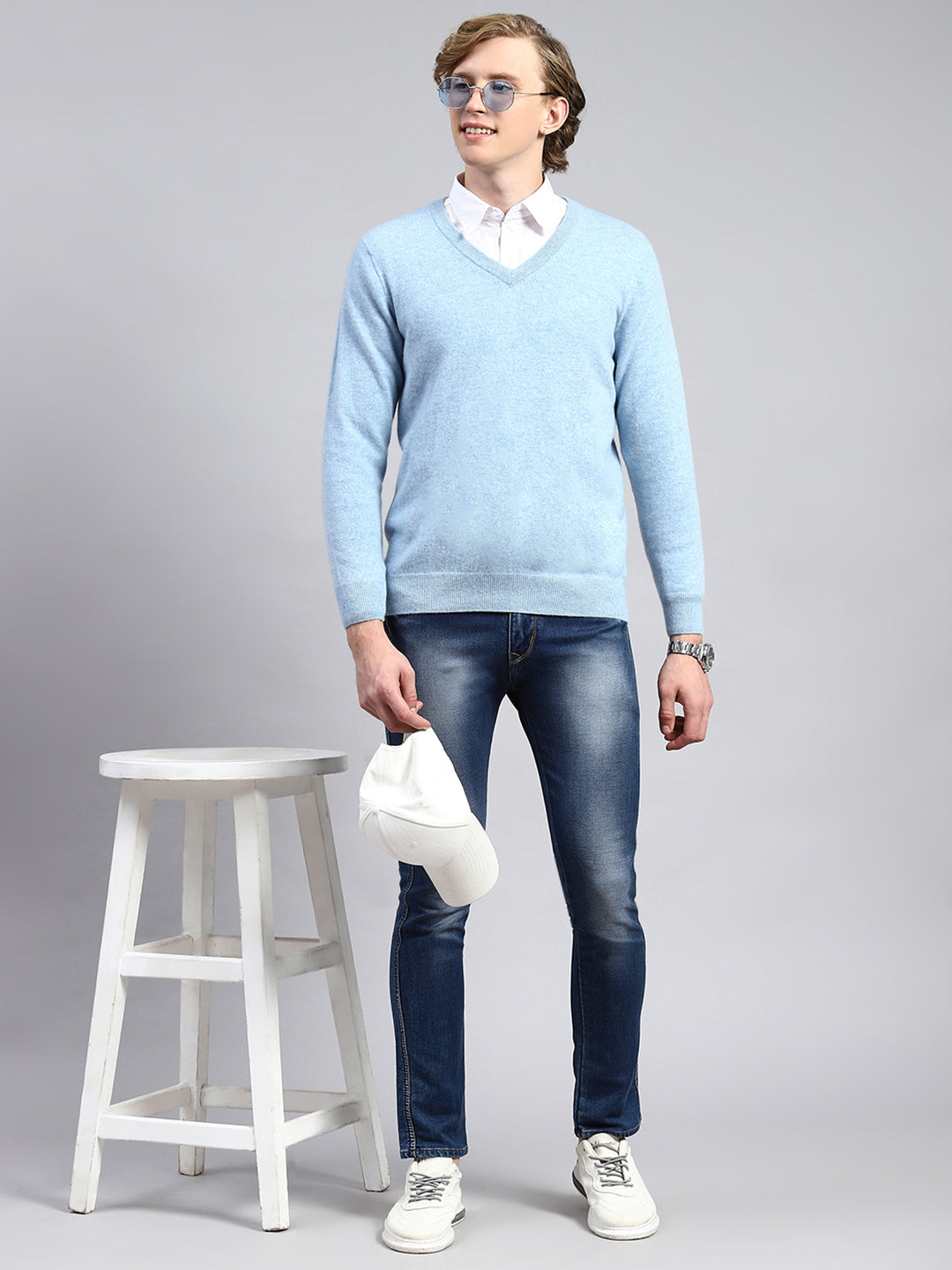 Men Blue Solid Pullover