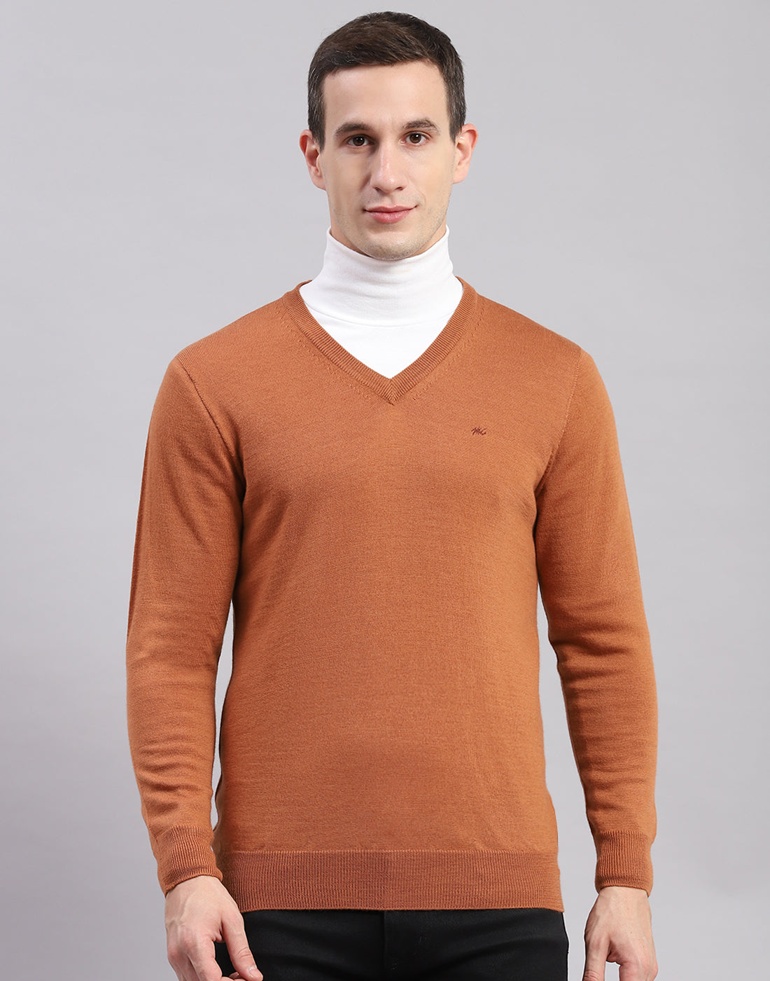 Men Brown Solid V Neck Full Sleeve Sweaters/Pullovers