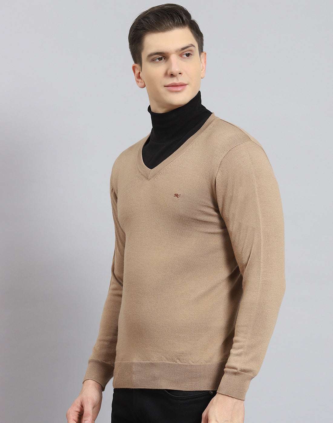 Men Brown Solid V Neck Full Sleeve Sweater