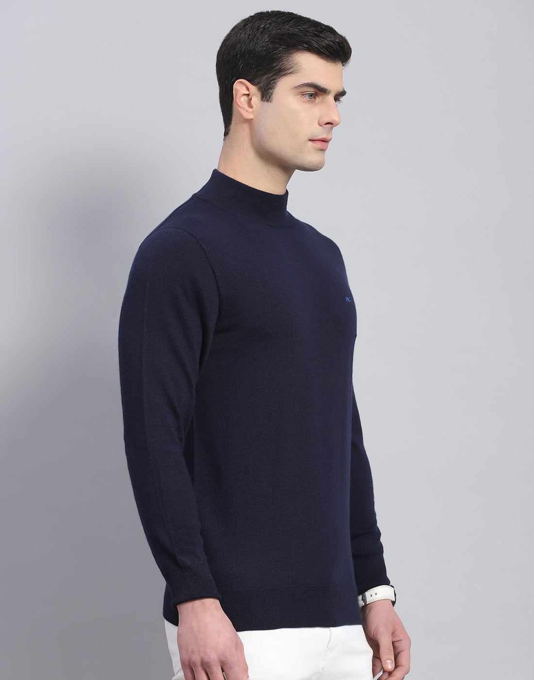 Men Navy Blue Solid T Neck Full Sleeve Pullover