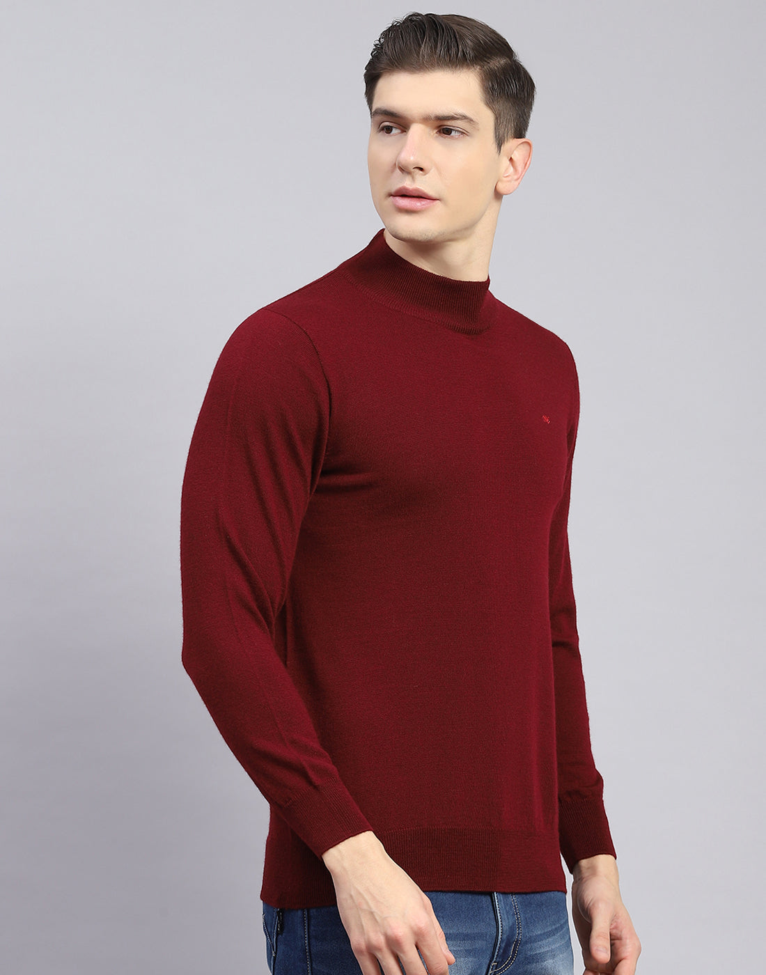 Men Maroon Solid T Neck Full Sleeve Sweater